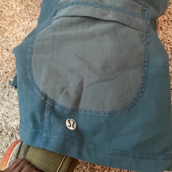 Blue lululemon spandex - Picture 2 of 3